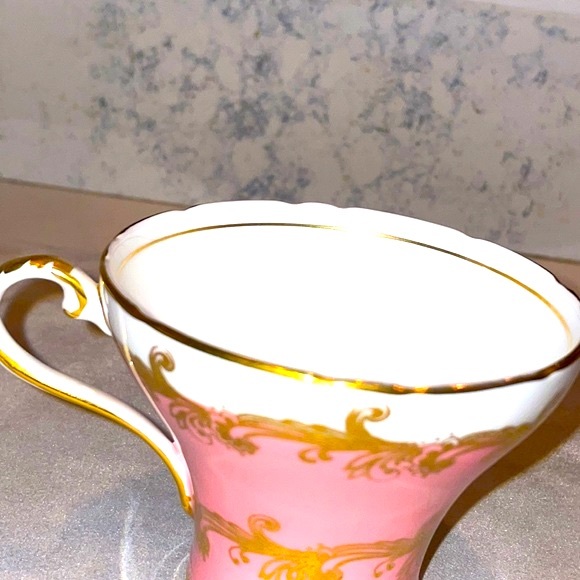 Aynsley Bone China Rare Corset Shape Dusty Rose Vintage Cup & Saucer Like New - Picture 6 of 9